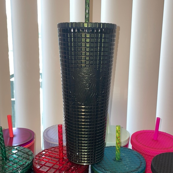 Starbucks Accessories - Venti Starbucks cup